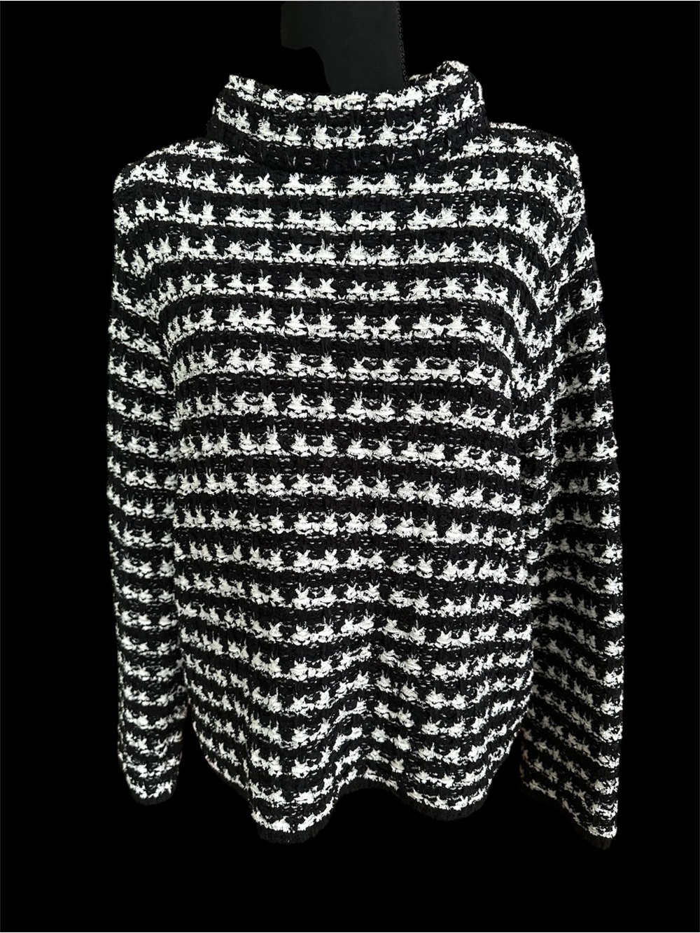 Ann Taylor mockneck black and white knit textured sweater size M